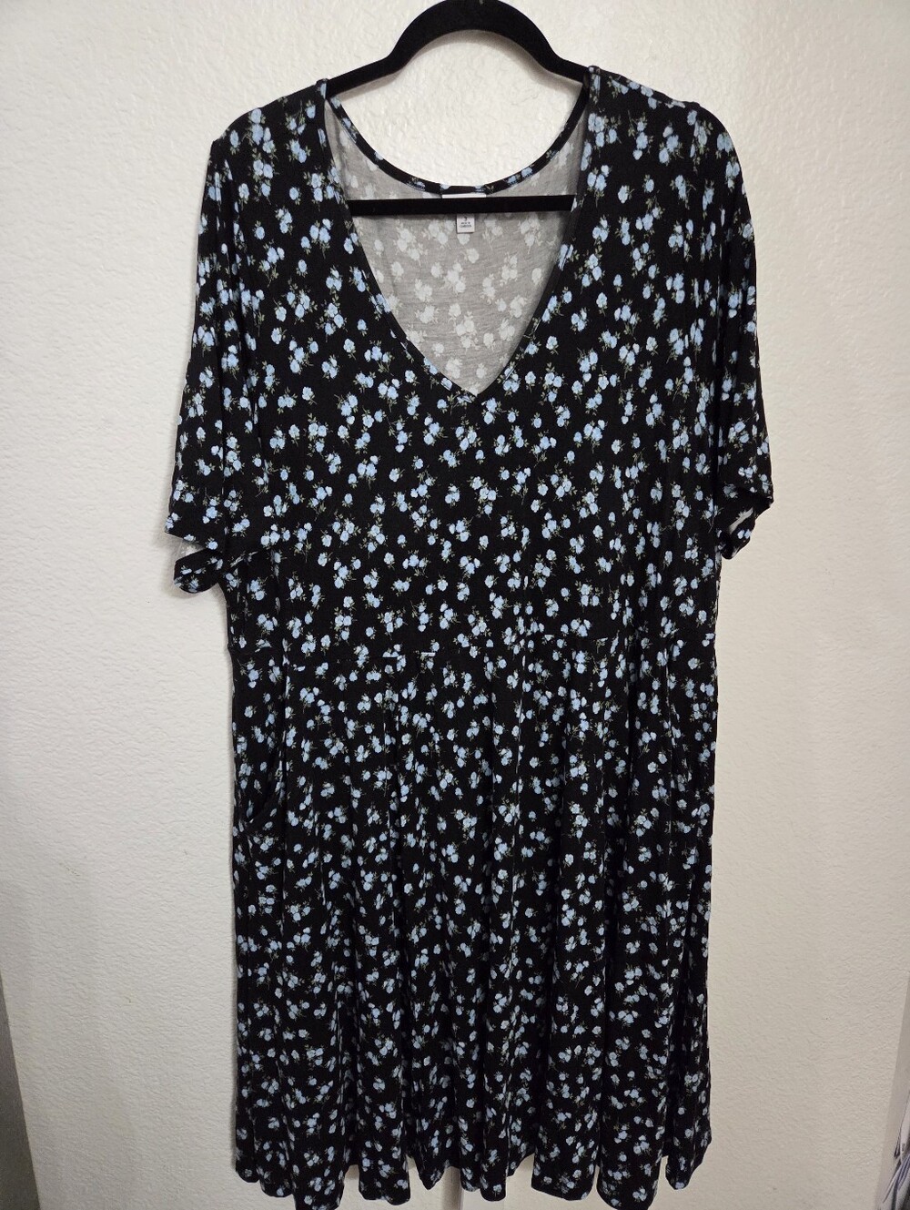 Torrid Super Soft Skater Mini Dress Women's Size 3X Black Floral